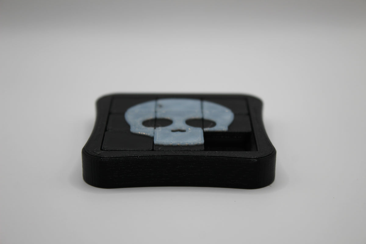 Skull Sliding Puzzle